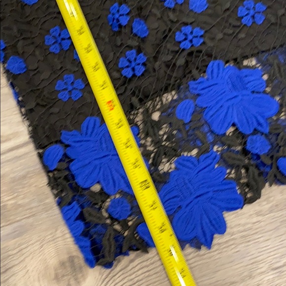 Laundry by Shelli Segal Mock-Neck Lace Web Dress - Picture 15 of 15